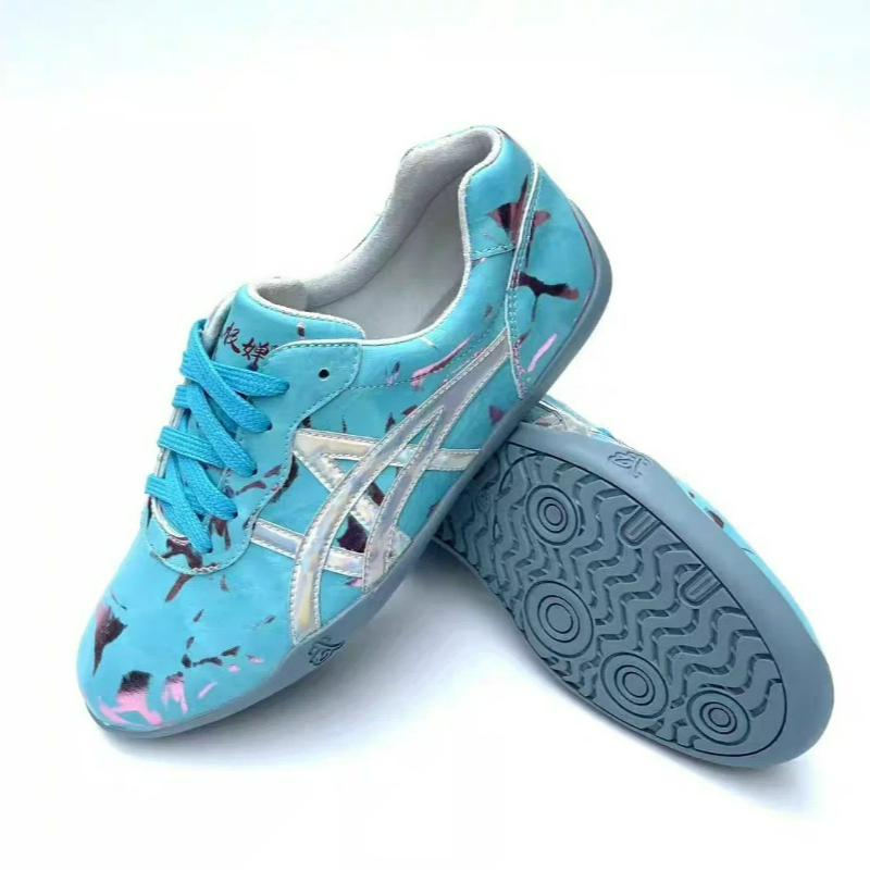 Women'S Shoes Vs Men'S Size - Sepatu Seni Bela Diri Merek Klasik