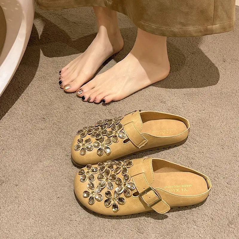 Slip On Mule Flat - Sepatu Clog Wanita Motif Bunga dengan