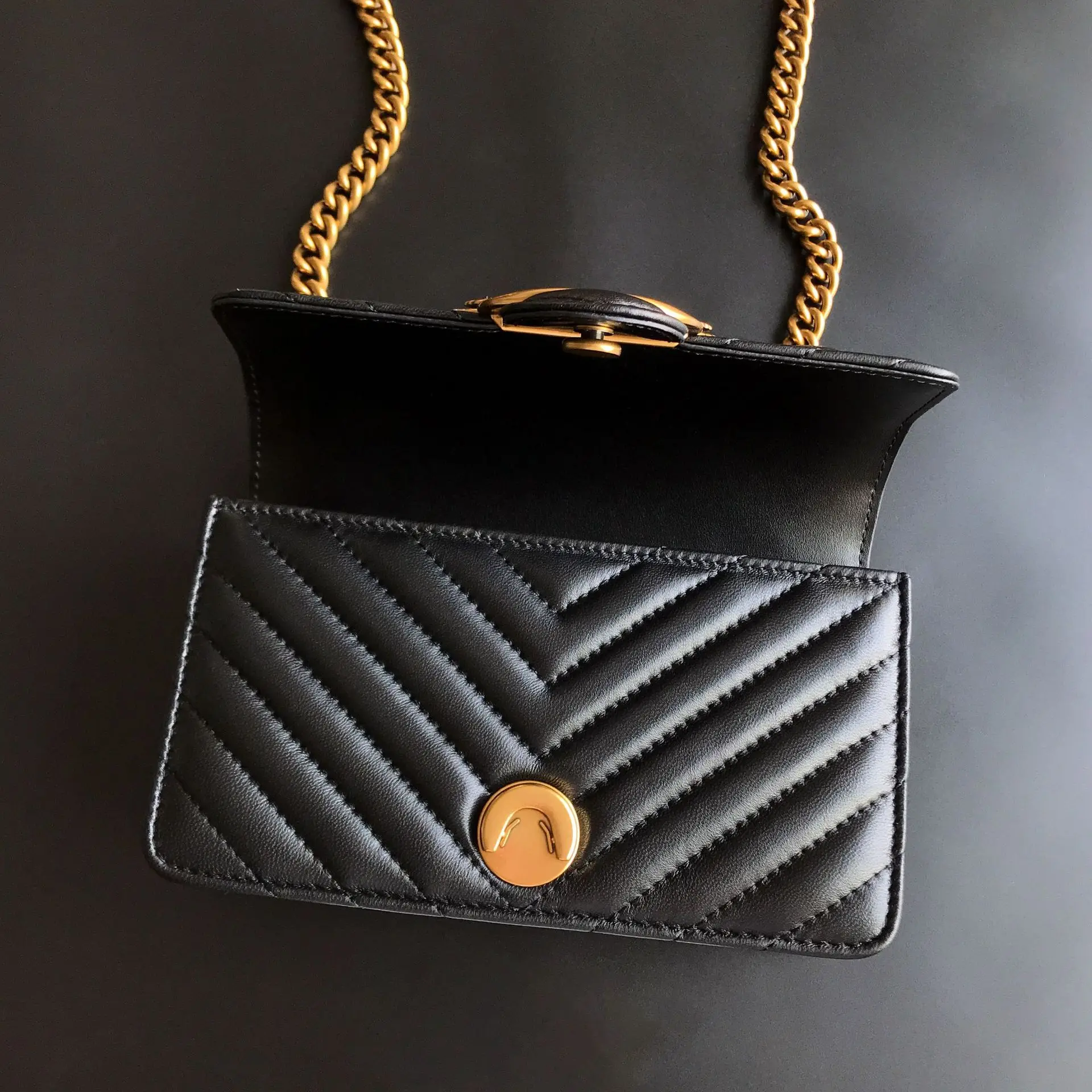 Tas Selempang Kulit Asli Pinko - Women'S Shoes Louis Vuitton ulasan dan harga
